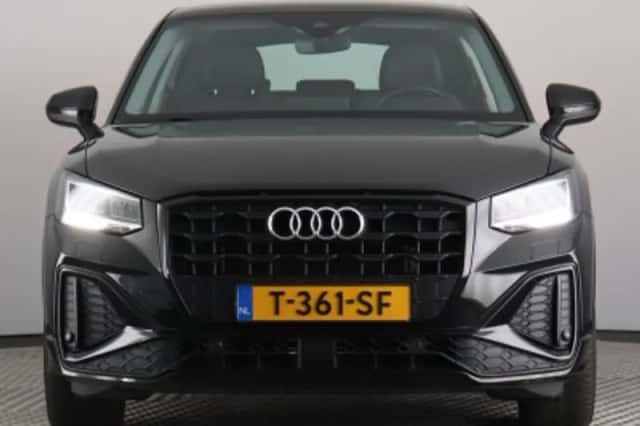 Audi Q2 (2022) thumbnail 4