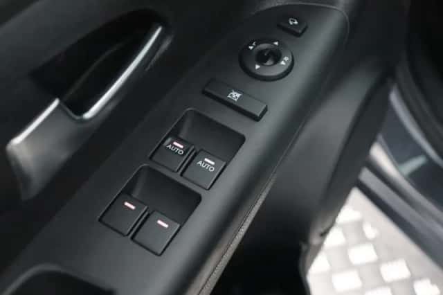 Kia Venga (2017) thumbnail 6