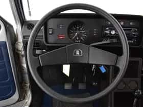 Volkswagen Golf (1978) thumbnail 11