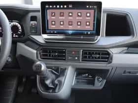 Volkswagen Crafter (2024) thumbnail 11
