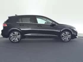 Volkswagen Golf (2024) thumbnail 11