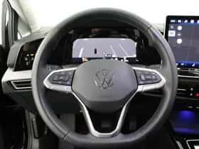 Volkswagen Golf (2024) thumbnail 19