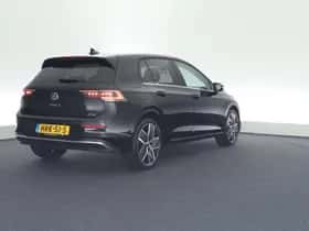 Volkswagen Golf (2024) thumbnail 10