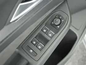 Volkswagen Golf (2025) thumbnail 16