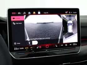 Volkswagen Golf (2025) thumbnail 4