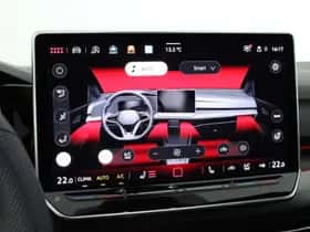 Volkswagen Golf (2025) thumbnail 35