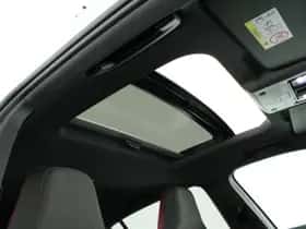 Volkswagen Golf (2025) thumbnail 39