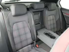 Volkswagen Golf (2025) thumbnail 40