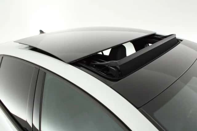 Volkswagen Golf (2025) thumbnail 6