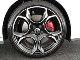 Volkswagen Golf (2025) thumbnail 7