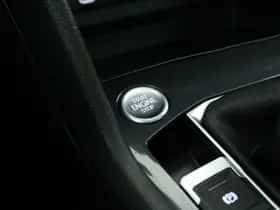 Volkswagen Tiguan (2023) thumbnail 4