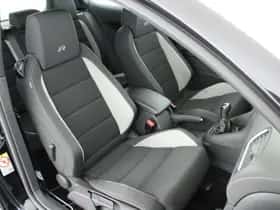 Volkswagen Golf (2010) thumbnail 2