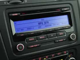 Volkswagen Golf (2010) thumbnail 18