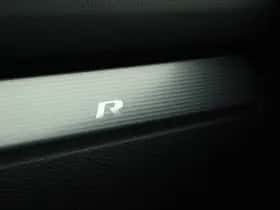 Volkswagen Golf (2010) thumbnail 23