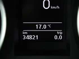 Volkswagen Golf (2010) thumbnail 25