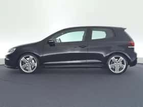 Volkswagen Golf (2010) thumbnail 4