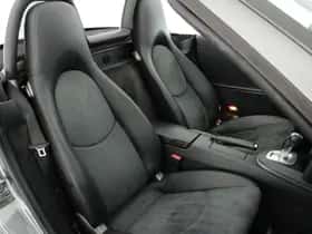 Porsche Boxster (2009) thumbnail 2