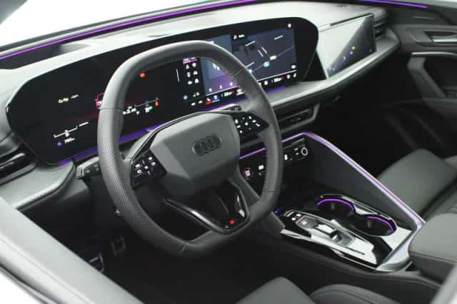 Audi SQ5 (2025) thumbnail 2