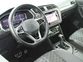 Volkswagen Tiguan (2021) thumbnail 3