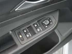 Volkswagen Golf (2021) thumbnail 16