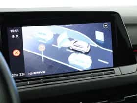 Volkswagen Golf (2021) thumbnail 25