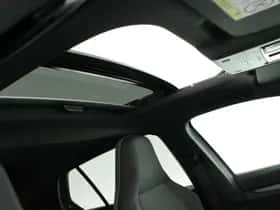 Volkswagen Golf (2021) thumbnail 38