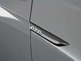 Volkswagen Golf (2021) thumbnail 41