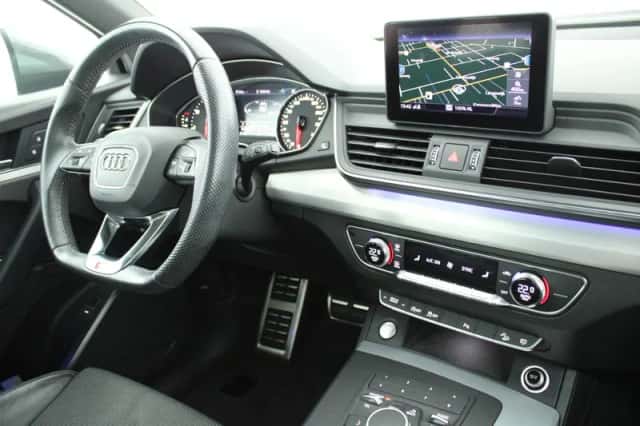 Audi Q5 (2020) thumbnail 3