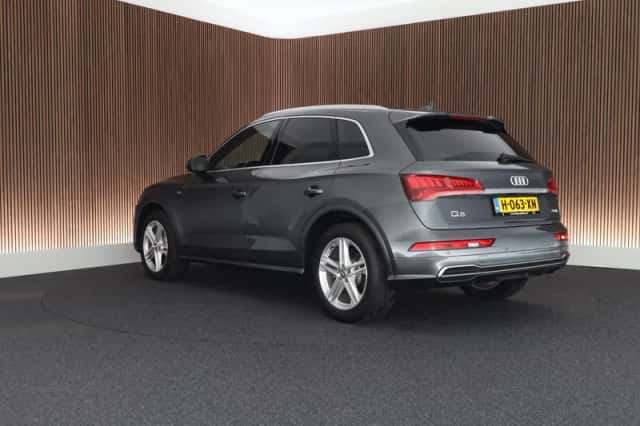 Audi Q5 (2020) thumbnail 5