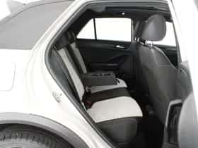 Volkswagen T-Roc (2022) thumbnail 14