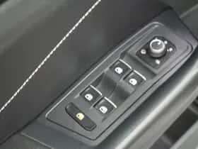 Volkswagen T-Roc (2022) thumbnail 17