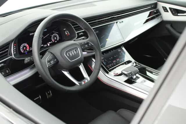 Audi SQ8 (2025) thumbnail 3