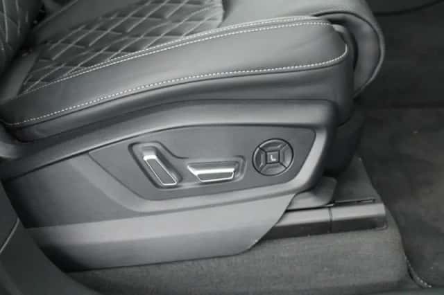 Audi SQ8 (2025) thumbnail 6