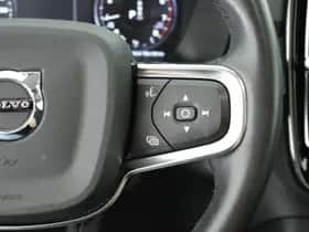 Volvo XC40 (2022) thumbnail 16