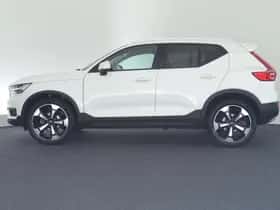 Volvo XC40 (2022) thumbnail 5