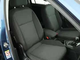 Volkswagen Tiguan (2021) thumbnail 2