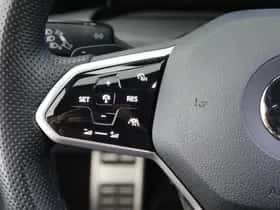 Volkswagen Golf (2022) thumbnail 15
