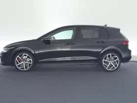 Volkswagen Golf (2022) thumbnail 5