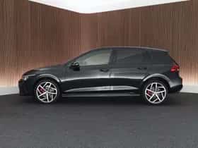 Volkswagen Golf (2022) thumbnail 6
