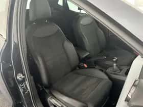 SEAT Ibiza (2023) thumbnail 2