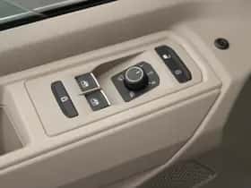 Volkswagen Multivan (2022) thumbnail 14