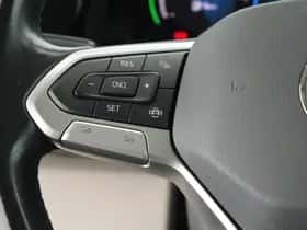Volkswagen Multivan (2022) thumbnail 17