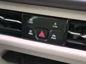 Volkswagen Multivan (2022) thumbnail 32
