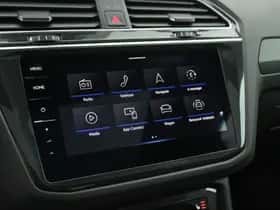 Volkswagen Tiguan (2022) thumbnail 24