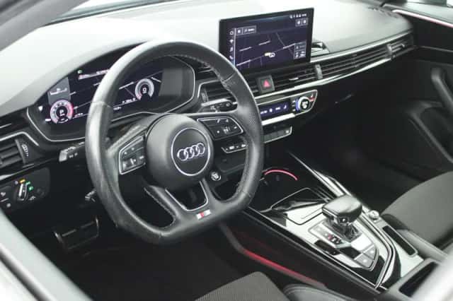 Audi A4 (2022) thumbnail 3