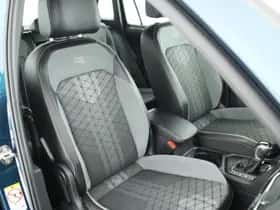 Volkswagen Tiguan (2021) thumbnail 2
