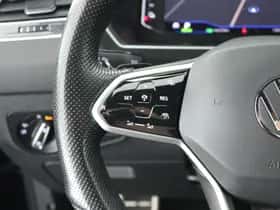 Volkswagen Tiguan (2021) thumbnail 16