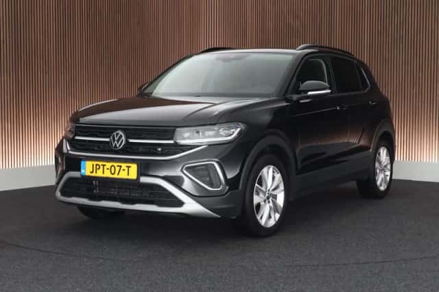 Volkswagen T-Cross (2025) thumbnail 1