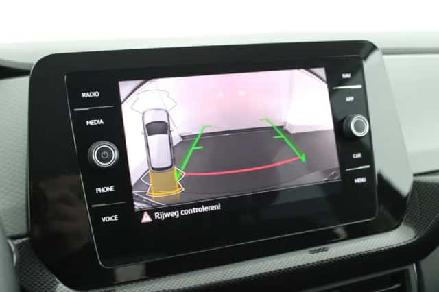 Volkswagen T-Cross (2025) thumbnail 4