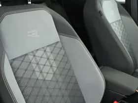 Volkswagen Polo (2023) thumbnail 39